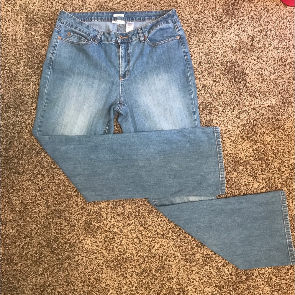 Liz & Co Stretch Bootcut Jeans Size 12 Medium Wash NWOT Mid Rise Denim